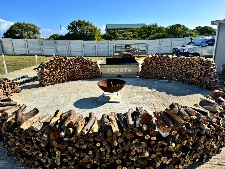 3 Bedroom Property for Sale in Pearly Beach Western Cape